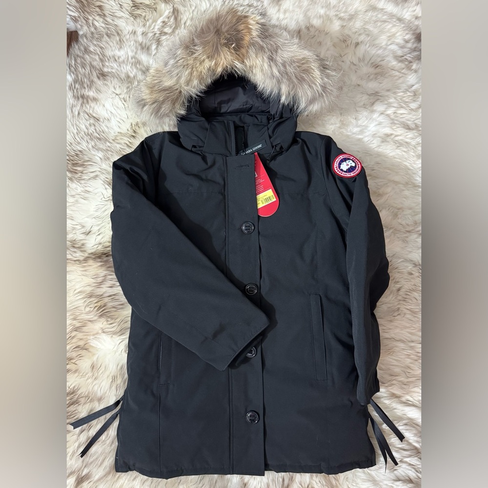 CANADA GOOSE Women Dawson Down Parka 3040L in Black Size S